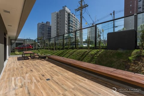 Image 1 - 250911
